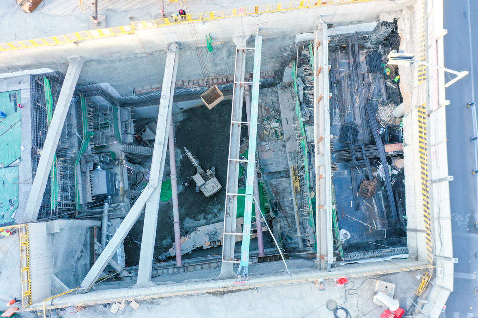 項目強省會｜濟南地鐵4號線全線29站封頂，沖刺2025年底通車目標