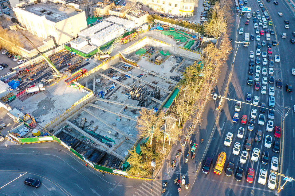 項目強省會｜濟南地鐵4號線全線29站封頂，沖刺2025年底通車目標